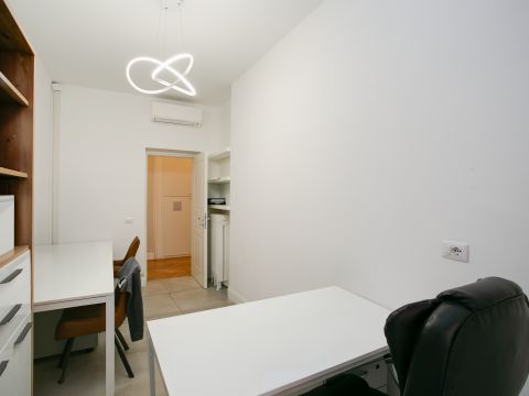 Via Caio Mario, 14A - Roma