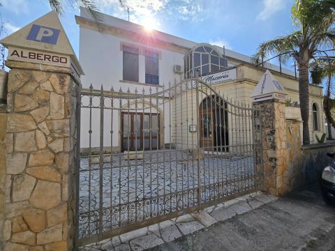 Via Santa Cesarea Terme, 72 - Minervino Di Lecce