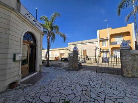 Via Santa Cesarea Terme, 72 - Minervino Di Lecce