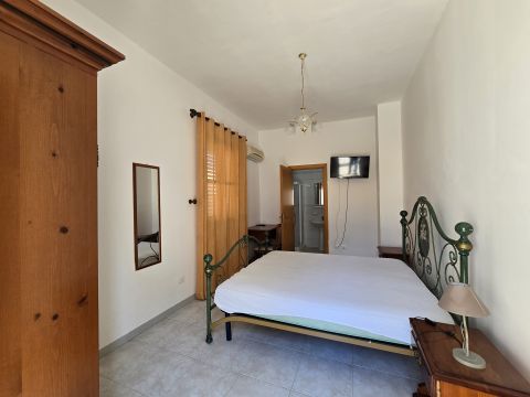 Via Santa Cesarea Terme, 72 - Minervino Di Lecce