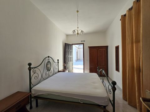 Via Santa Cesarea Terme, 72 - Minervino Di Lecce