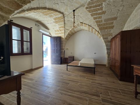 Via Santa Cesarea Terme, 72 - Minervino Di Lecce