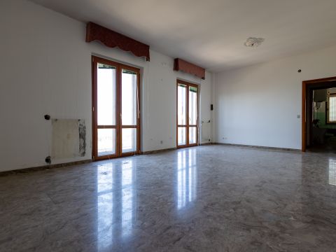 Via Madonna dei Cieli, 45 - Catanzaro