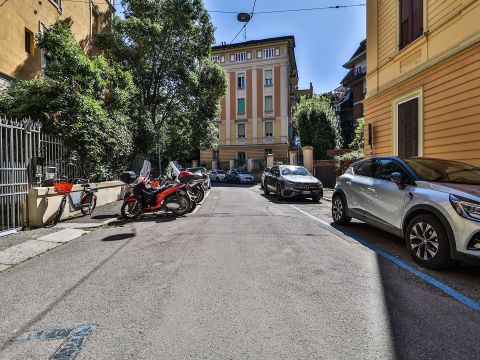 Via Loderingo degli Andalò, 3/2 - Bologna