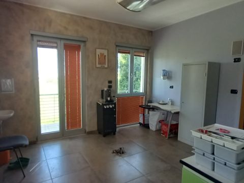 Via V. Bachelet, 10 - Aradeo