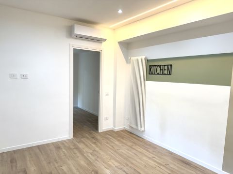 Via Roncaglia, 14 - Milano