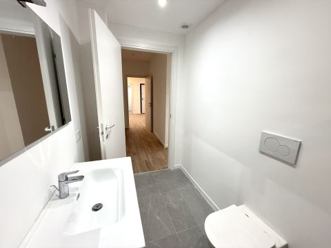 Via Roncaglia, 14 - Milano