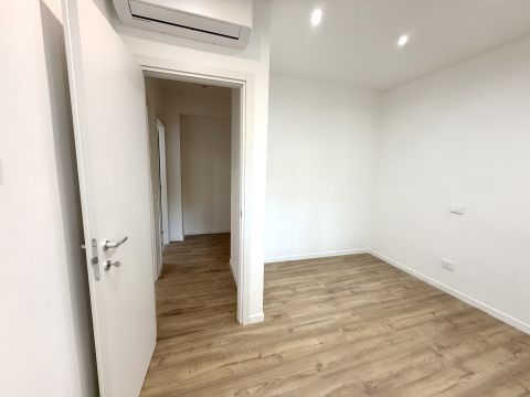 Via Roncaglia, 14 - Milano