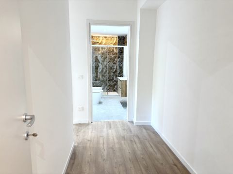 Via Roncaglia, 14 - Milano