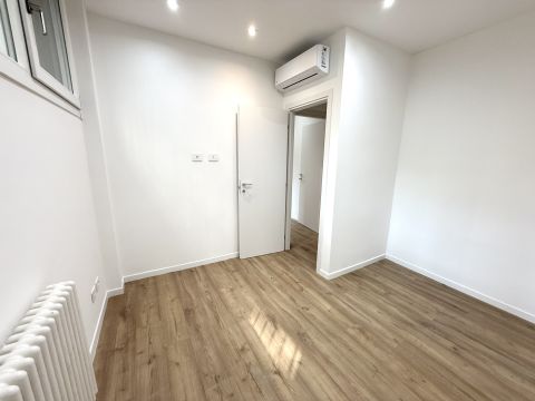 Via Roncaglia, 14 - Milano