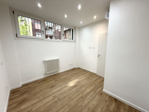 Via Roncaglia, 14 - Milano