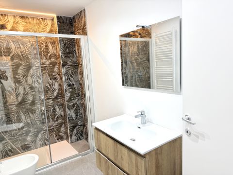 Via Roncaglia, 14 - Milano