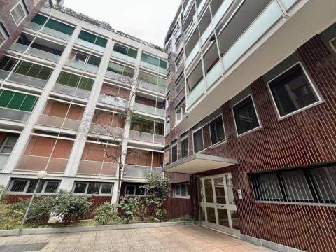 Via Roncaglia, 14 - Milano