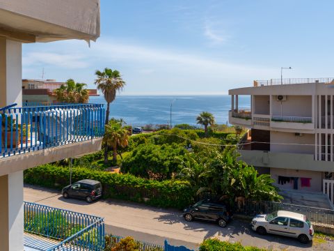 Via M. Rapisardi, 3 - Aci Castello