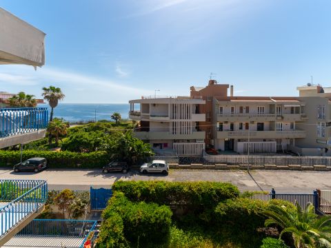 Via M. Rapisardi, 3 - Aci Castello