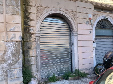 Via Placida, 144 - Messina