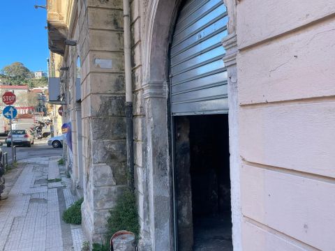 Via Placida, 144 - Messina