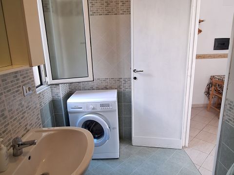 Via Benedetto Bompiani, 34 - Roma