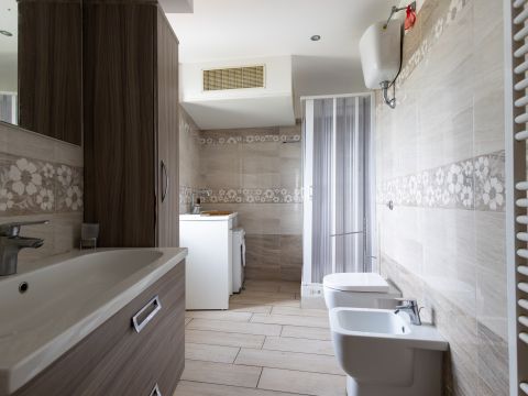 Largo Prigioni,12 Catanzaro, CZ, Italia - Catanzaro