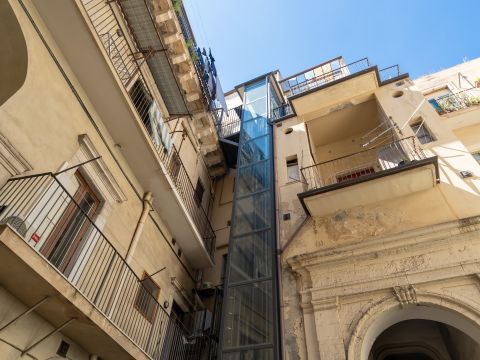 Via Vittorio Emanuele II, 108 - Catania