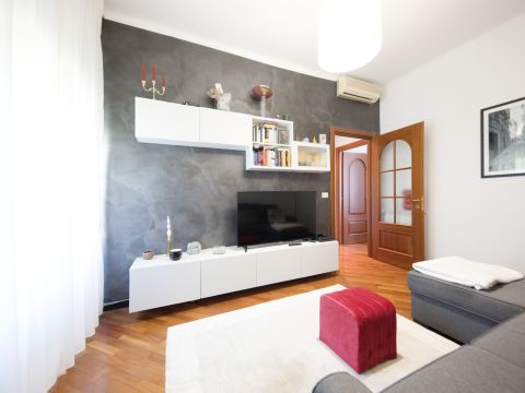 Via Nicolò Copernico, 15 - Genova