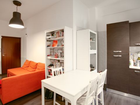 Via Laura Mantegazza, 35 - Roma