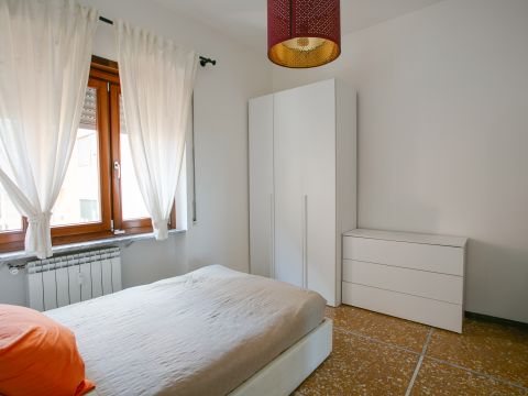 Via Laura Mantegazza, 35 - Roma