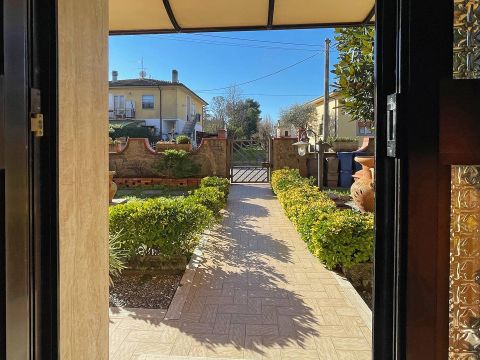 Via Filippo Turati Arena Metato - San Giuliano Terme