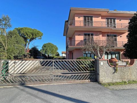 Via Filippo Turati Arena Metato - San Giuliano Terme