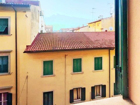 Via Sproni, 60 - Livorno