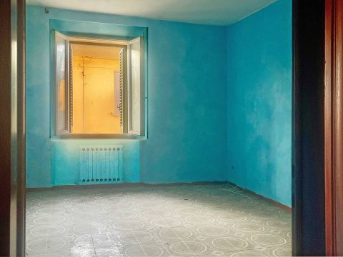 Via Sproni, 60 - Livorno