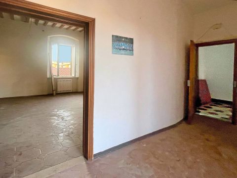 Via Sproni, 60 - Livorno