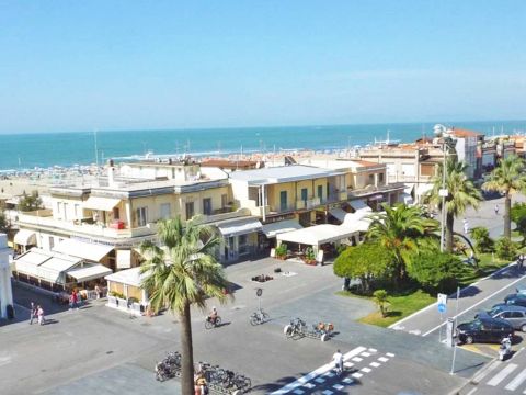 Via Sant'Ambrogio, 34 - Viareggio