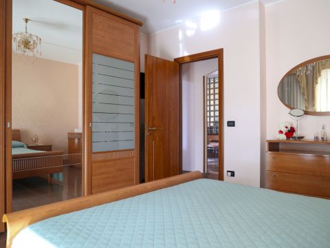 Via Canalicchio, 9 - Stalettì