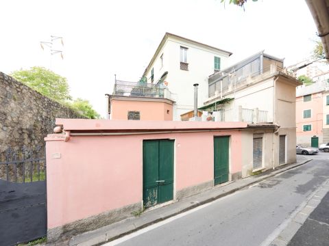 Via Barabini di Teglia, 2 - Genova