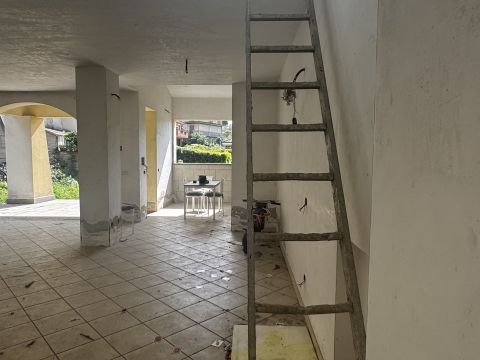 Via dei Costaroni, 87 - Riano