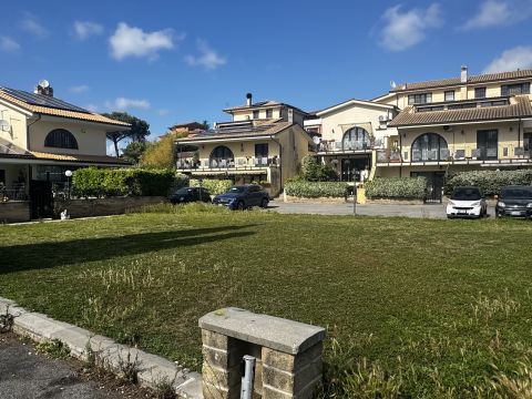 Via dei Costaroni, 87 - Riano