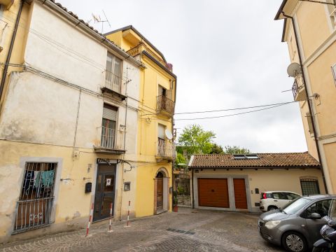 Largo Giuseppe Ferragina, 4 - Catanzaro