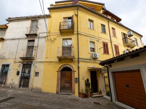 Largo Giuseppe Ferragina, 4 - Catanzaro