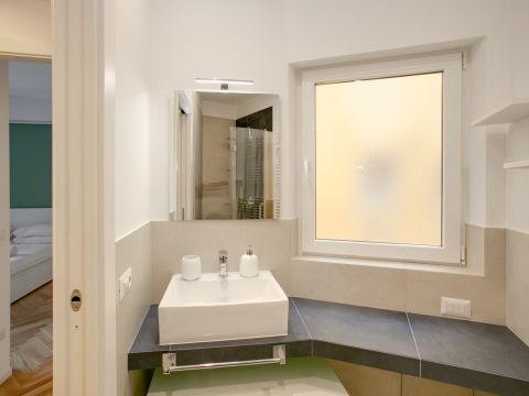 Largo Antonio Beltramelli, 36 - Roma