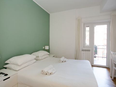 Largo Antonio Beltramelli, 36 - Roma