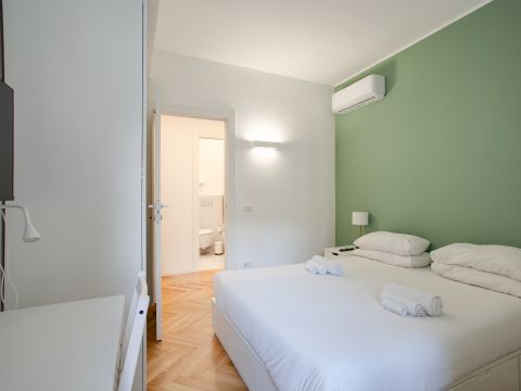 Largo Antonio Beltramelli, 36 - Roma