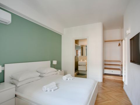 Largo Antonio Beltramelli, 36 - Roma
