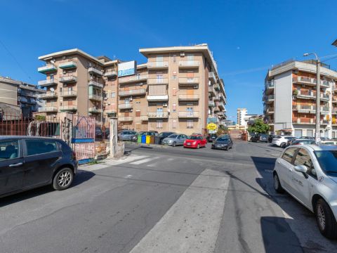 Via Pietro Maroncelli, 2-6 - Catania