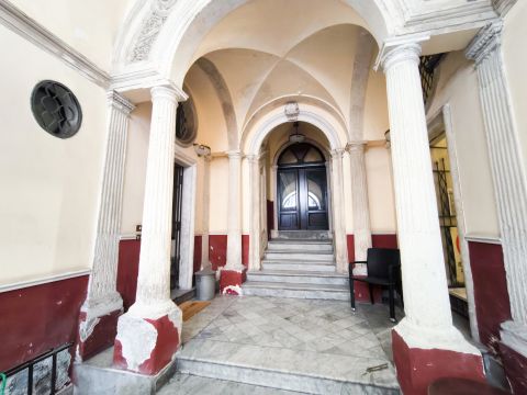 Via Teatro Massimo, 58 - Catania