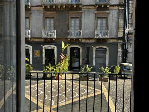 Via Teatro Massimo, 58 - Catania