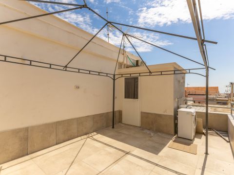 Via 5 Regina, 10 - Margherita Di Savoia