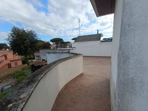 Via dei Licheni, 14 - Anzio