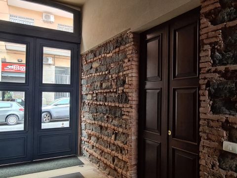 Via Vincenzo Giuffrida, 98 - Catania