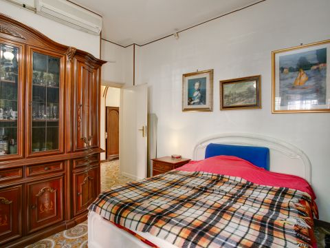 Via Pietro D'Assisi, 5 - Roma